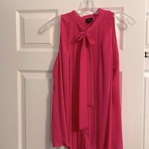 Worthington Hot Pink sleeveless blouse.